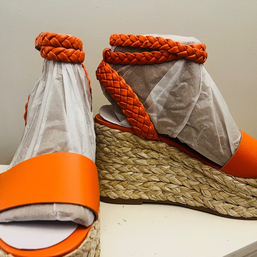 Brand new wedge sandal
